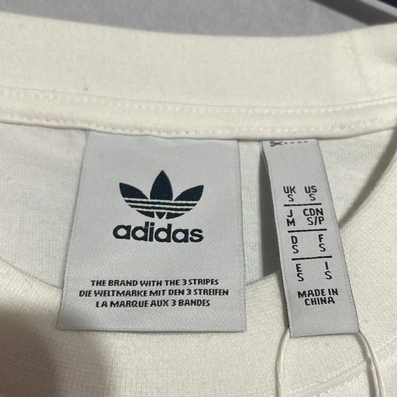 Adidas T-Shirt - Picture 3 of 5